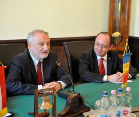 Bogdan Aurescu, îngrijorat de soarta românilor din Ungaria