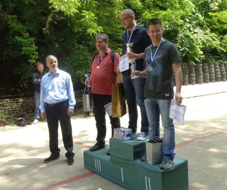 Cei mai buni și la pistol. Jurnaliștii „Evenimentul zilei” au „împușcat” două medalii la Cupa Presei a SPP