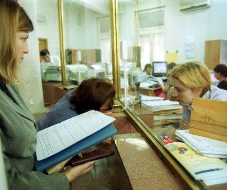 CUM SCAPI de cozile la Fisc pentru depunerea declarațiilor. IATĂ aici