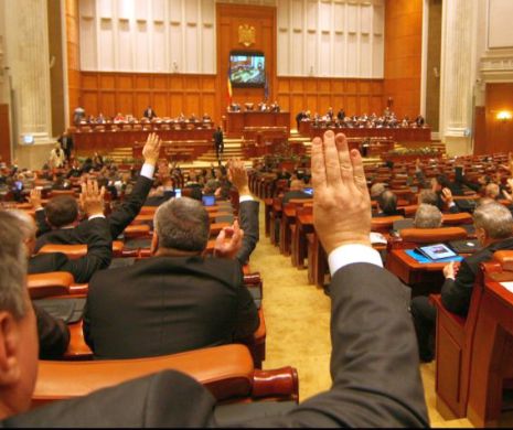Deputaţii PMP se retrag din Grupul Democrat şi Popular, fost PP-DD