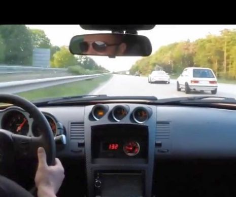 Doi șoferi cu bolizi Porsche 911 și Nissan 350z au fost UMILIȚI pe AUTOSTRADA de VW Golf din 1974 | VIDEO