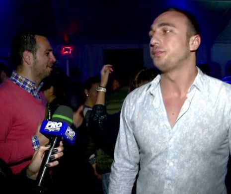 Extravagante in cluburile din Mamaia. Cu cati bani a venit acest tanar pe litoral pentru vacanta de 1 Mai. VIDEO