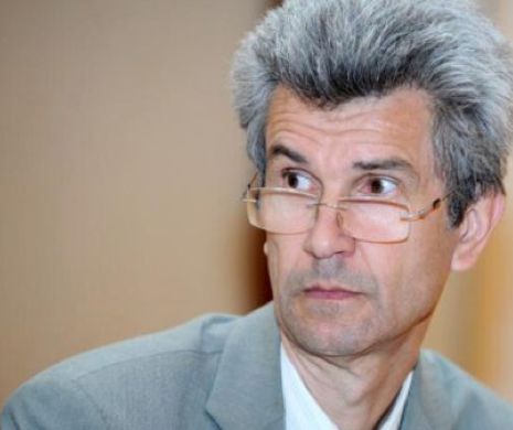Fostul şef al CSM, Adrian Borodea, si un judecator au fost JEFUŢI la Arad