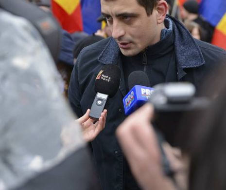 George Simion, liderul unei mișcări unioniste a fost EXPULZAT din Republica Moldova