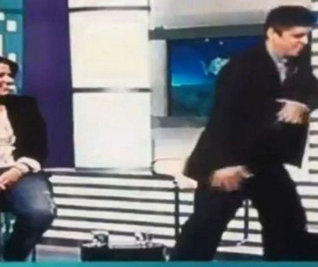 Michael Jackson al politicii romanesti, flirt in parcare cu sosia cu forme a Elenei Udrea