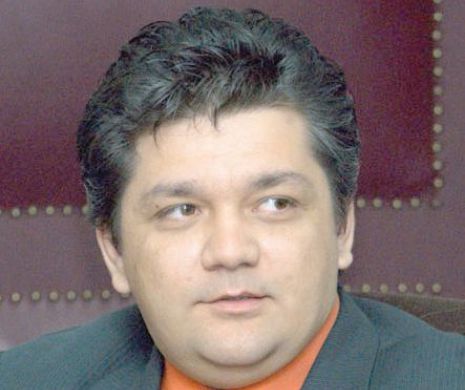 Pasionat de telefoane scumpe, procurorul Crișu a promis un Mercedes