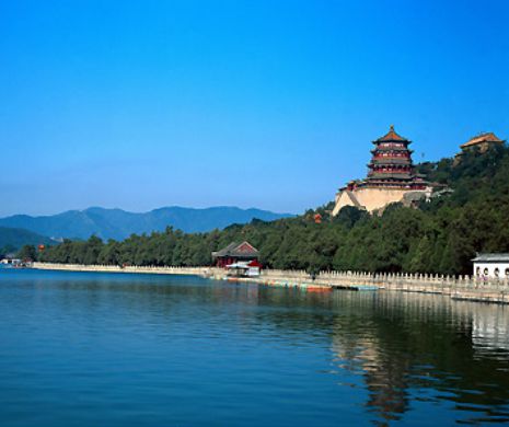 Replica Palatului de Vară din Beijing a costat 4,3 miliarde de euro