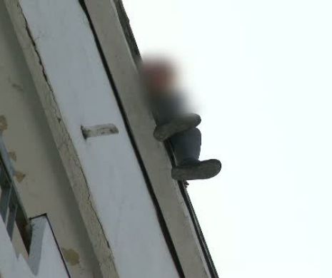 Ultimele doua zile din viata femeii care s-a aruncat de pe un bloc din Capitala. Ce a impins-o sa comita acest gest