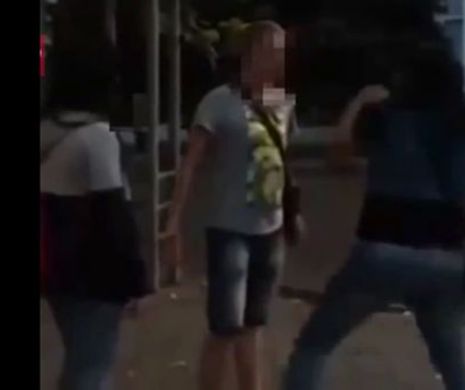 VIDEO / Un barbat a fost facut K.O. de catre o femeie! L-a lasat lat cu un singur pumn
