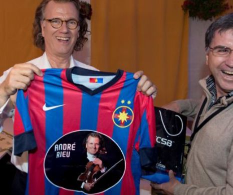 Andre Rieu a primit două tricouri ale Stelei și le-a oferit un sfat prețios „roș-albaștrilor”