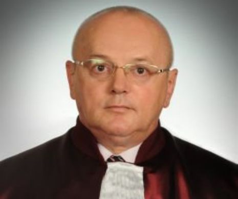 Comisia Juridică va analiza numirea judecătorului Mircea Ștefan Minea, propus de PDL, la CCR
