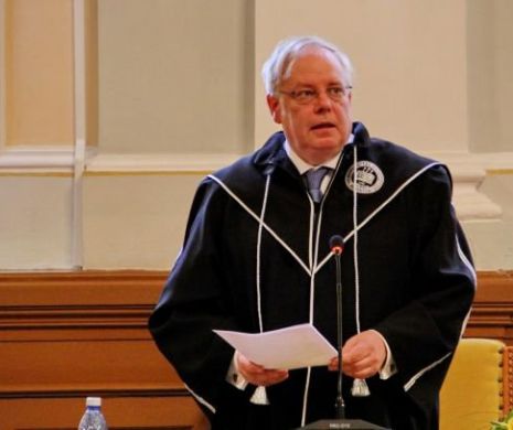 DOUĂ TITLURI DINTR-UN FOC! Șeful CEDO, "onorat" la București și Cluj