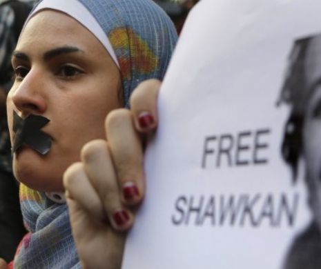 Număr record de jurnalişti în puşcăriile egiptene