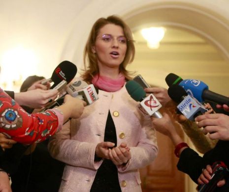 PNL aduce 10.000 de oameni în stradă. Gorghiu: ADN-ul PSD-ului este să bage pumnul în gură Opoziţiei