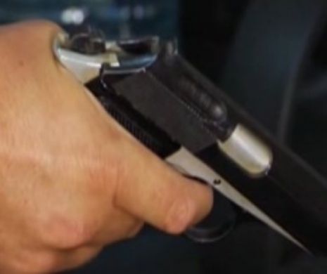 Scene de groaza intr-un microbuz din Prahova! “A incarcat pistolul si…”
