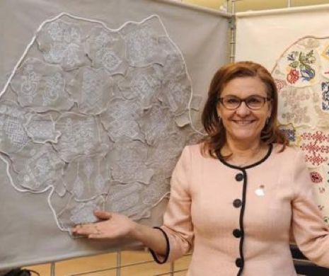 A fost lansată aplicația care te învață să scrii precum Maria Grapini