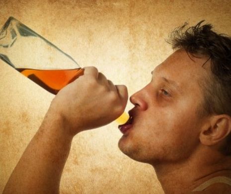 Ce culoare a ochilor îţi poate spune că ai un risc mare să ajungi alcoolic