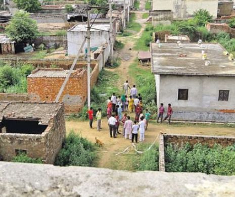Cel mai periculos CRIMINAL din India a fost arestat. Bărbatul s-a LĂUDAT în faţa poliţiştilor cu ORORILE COMISE