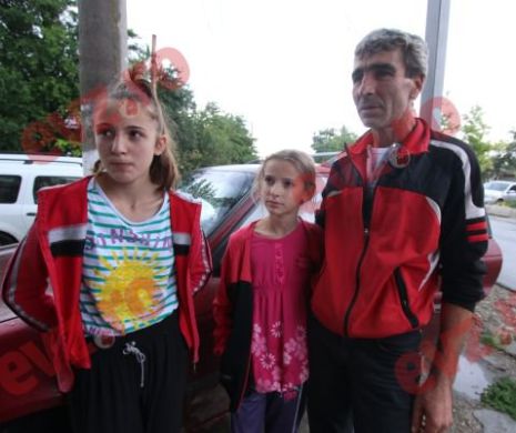 Crima sadică pentru 100 de lei. Soțul victimei se uită peste gard la principalii suspecți: „Îi văd cum vorbesc, țipă și petrec”