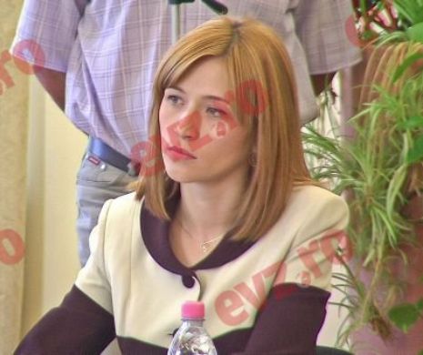 EVZ EXCLUSIV. Cine este femeia pentru care primarul amorezat Nichita și-a înșelat și soția, și amanta