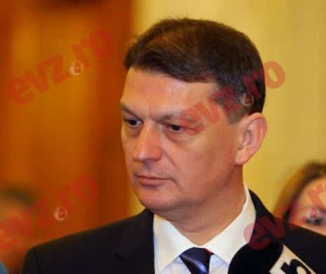 Încă un fost ministru de Interne, reținut pentru că ar fi luat mită