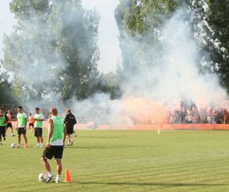 La Rapid, problemele se tranșează cu săbii și pistoale