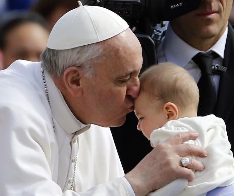 Papa Francisc: FAMILIA este "marea bogăție socială"
