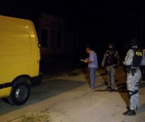 Scandal cu RĂNGI ȘI CUȚITE între rromi și familia unui POLIȚIST