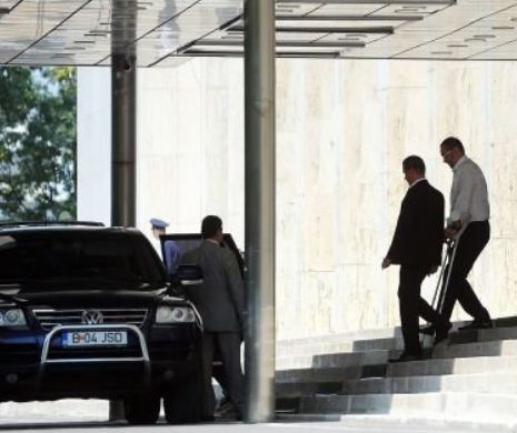 Victor Ponta, în țară. Guvernul a mărit salariile demnitarilor