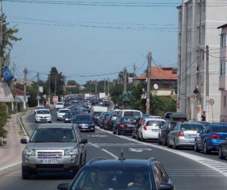Aglomeraţie CRUNTĂ între Costineşti şi Constanţa. IMAGINILE care ne arată de ce turiştii din trafic sunt DISPERAŢI