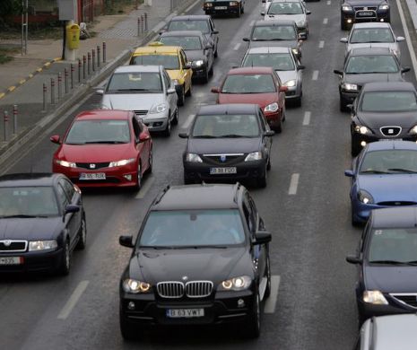 Aglomeraţie pe DN 1. Traficul se desfăşoară cu DIFICULTATE pe Valea Prahovei