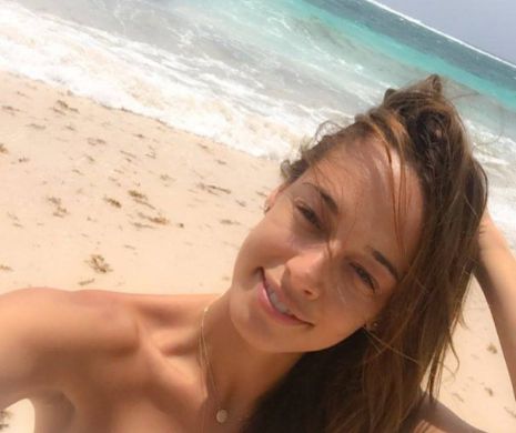Andreea Raicu, Topless la plajă. A avut curaj să pună fotografia pe Facebook!