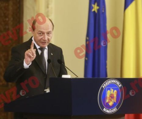 Băsescu: Pensiile speciale, un furt