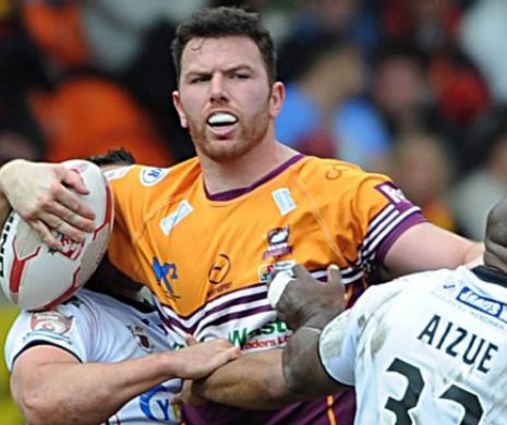 Căpitanul echipei engleze de rugby Batley Bulldogs a recunoscut că este homosexual