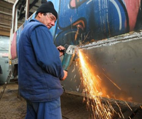 Economia evoluează sub așteptări. Încă nu se simt efectele secetei