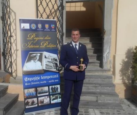 EXCLUSIV PRINT. Vremea întrebărilor cu Robert Turcescu. Cine este politistul de la circulaţie care a ajuns vedetă peste noapte