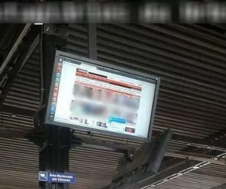 Film pentru ADULŢI difuzat într-un loc PUBLIC | FOTO