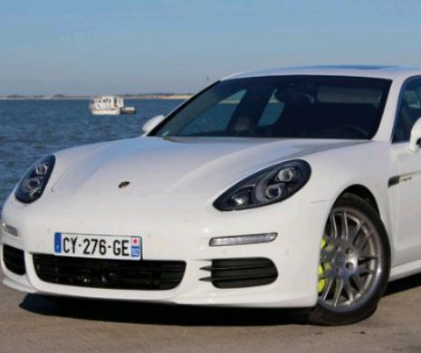 Iranul „strivit” de sancțiuni: lipsă de MEDICAMENTE, dar belșug de mașini de lux SUBVENȚIONATE