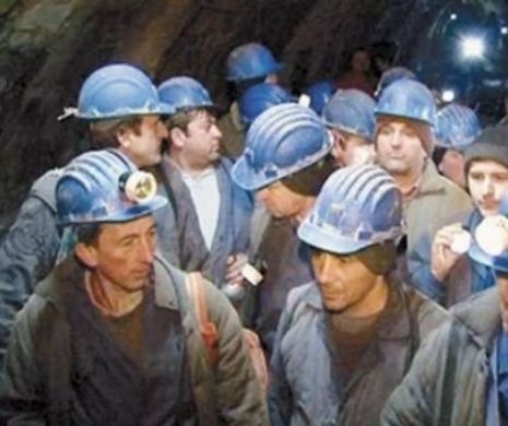 Protestul de la Mina Băiţa ia amploare. Peste 50 de MINERI sunt blocaţi în subteran