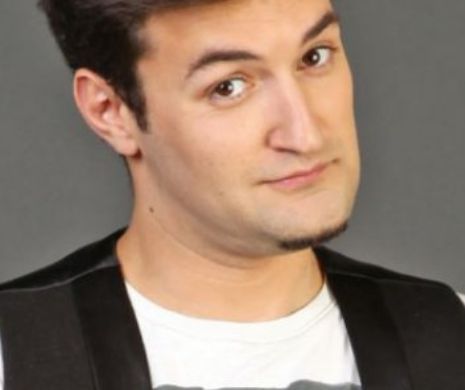 Smiley a publicat poze cu NOUA PRIETENĂ. La ea chiar nu te așteptai!