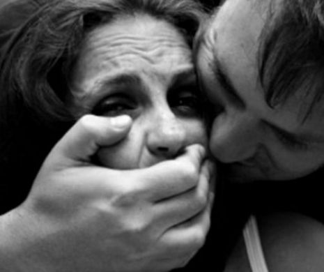 ULUITOR.  Fiica unui celebru politician de la noi, răpită şi violată!