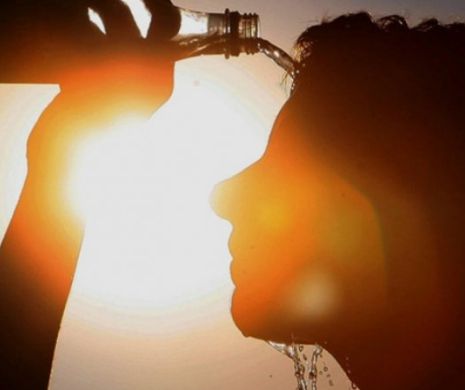 Ungaria se TOPEȘTE. Cod ROȘU de caniculă până pe 16 august