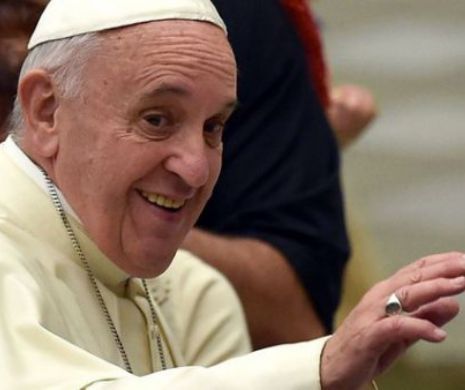 Vaticanul BINECUVÂNTEAZĂ o autoare lesbiană de cărți pentru copii despre părinții de ACELAȘI sex