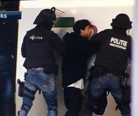 ALERTĂ în gara din Rotterdam: Poliția olandeză a ordonat evacuarea unui tren după ce un bărbat s-a încuiat într-o toaletă