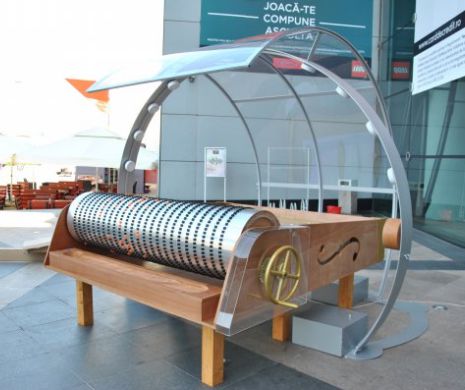 Cea mai mare cutiuță muzicală, pe mâna copiilor