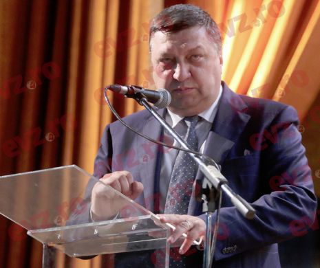 Cinci candidaţi în competiţia internă din PNL pentru alegerea candidatului la Primăria Bucureşti: Petre Roman, Ludovic Orban, Buşoi, Canacheu şi Udrişte