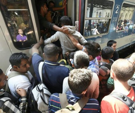 CRIZA IMIGRANȚILOR. Liderii europeni dau vina unii pe alții