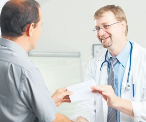 Medici din Brăila și Constanța lucrau pentru familia interlopului Sgîrcitu din Brăila, într-o rețea de rețete false