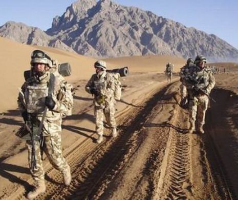 Militari români,răniţi în Afganistan, în urma exploziei unei mașini capcană