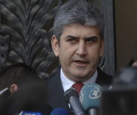 Ministerul de Interne anunță că Gabriel Oprea participă la reuniunea Consiliului Justiţie şi Afaceri Interne la care se discută situația refugiaților